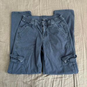 American Eagle Navy Cargo Pants Size 4